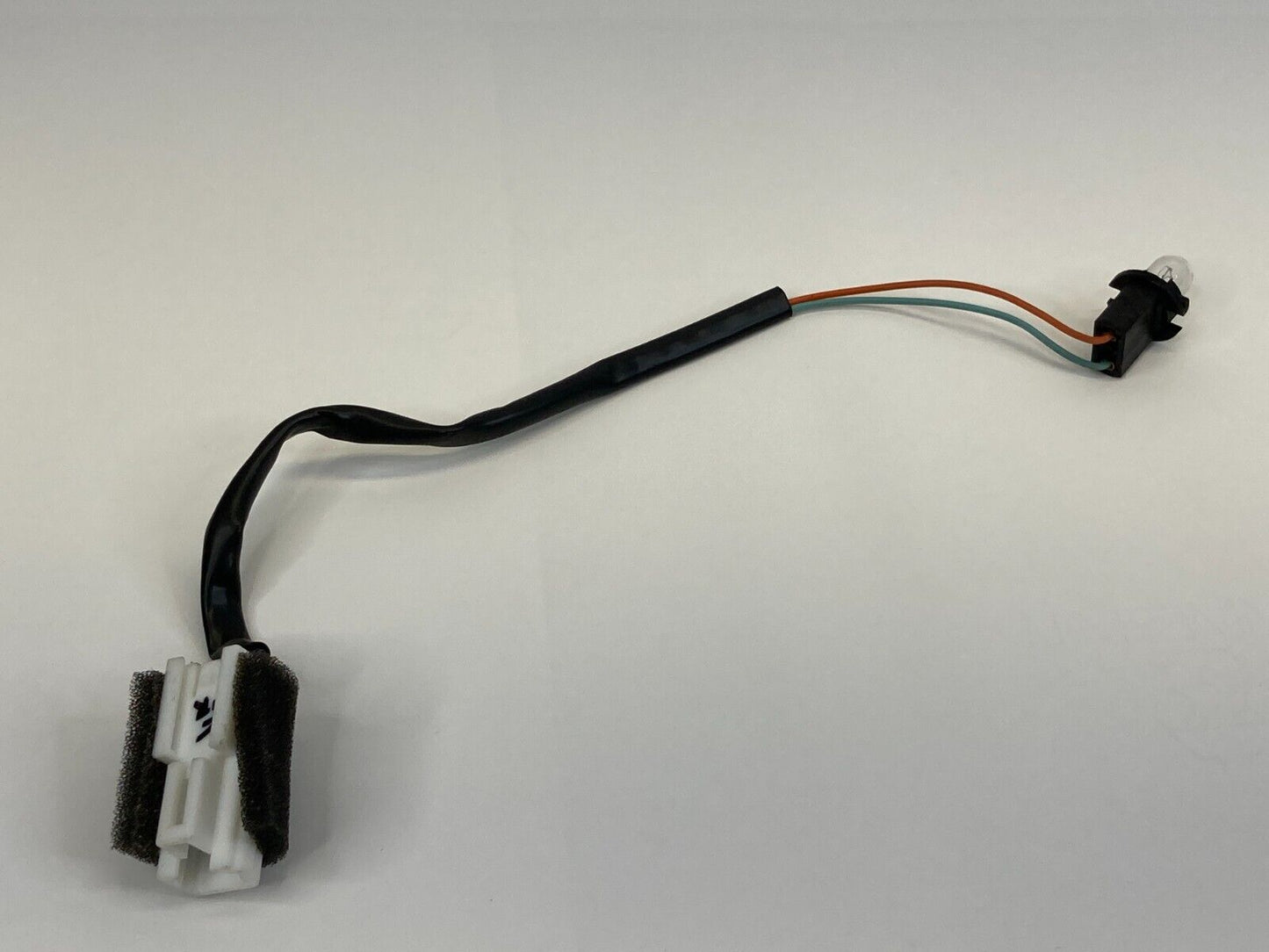 2011-2015 Hyundai Sonata Front Right Door Panel Courtesy Light Lamp Wire Harness