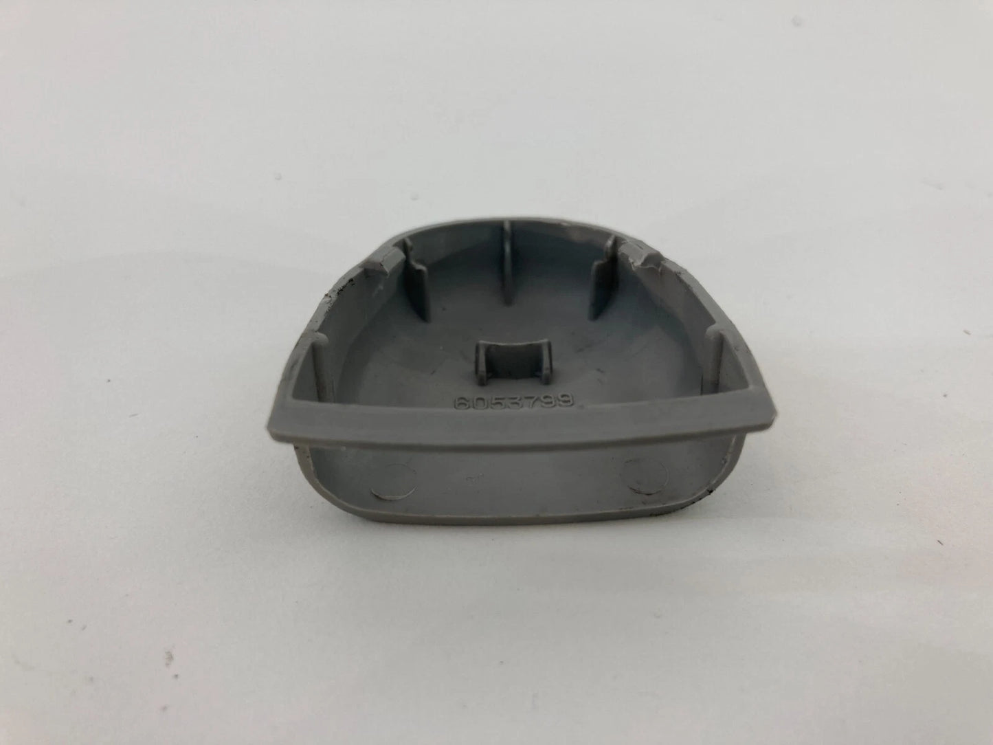 2007-2011 HYUNDAI ACCENT HATCHBACK SEAT BELT COVER PANEL CAP 6053799 OEM