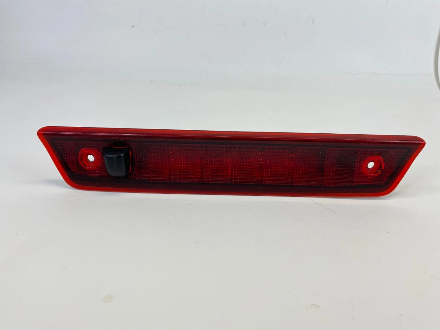 2005-2010 JEEP GRAND CHEROKEE THIRD CENTER HIGH MOUNTED STOP LAMP 55156389AC OEM