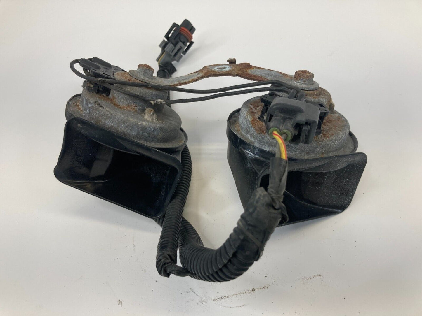 2009-2019 Ford Flex Low High Horn Signal Alarm Siren Note Pair Assy A046495 OEM