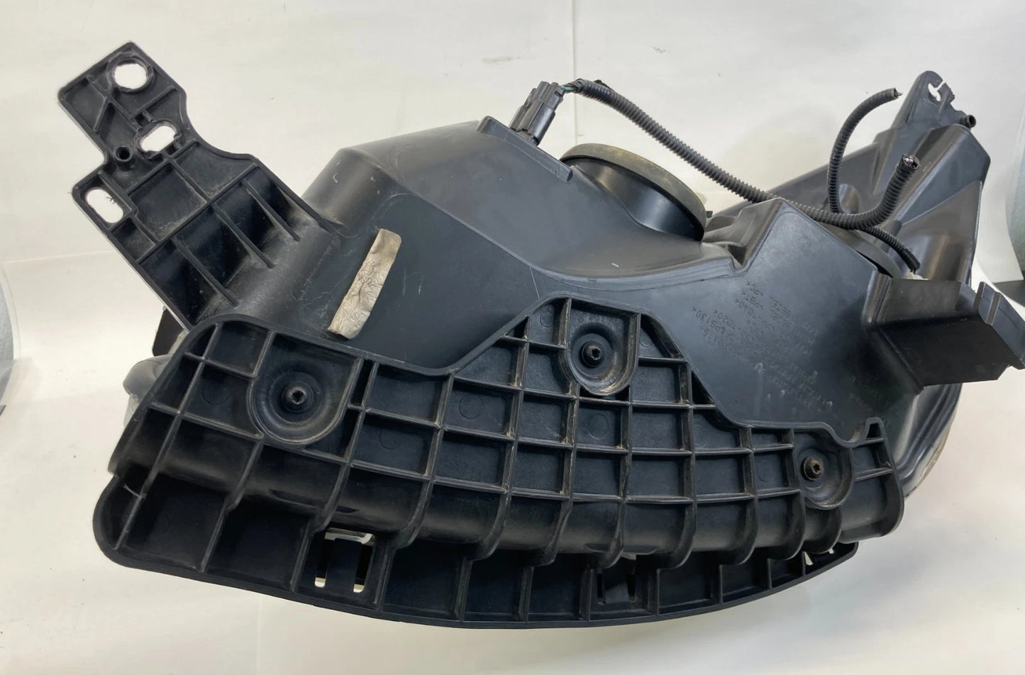 2013-2016 FORD ESCAPE FRONT RIGHT PASSENGER HEADLIGHT HEADLAMP HALOGEN OEM