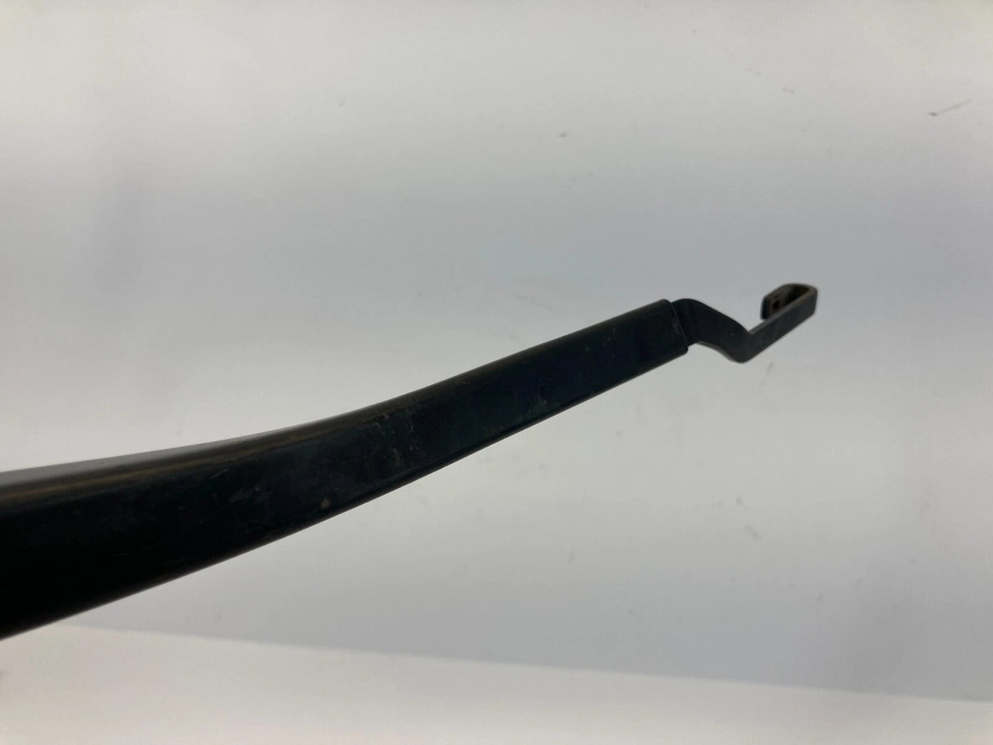 2011-2016 HONDA CR-Z HATCHBACK FRONT LEFT SIDE WINDSHIELD WIPER ARM OEM