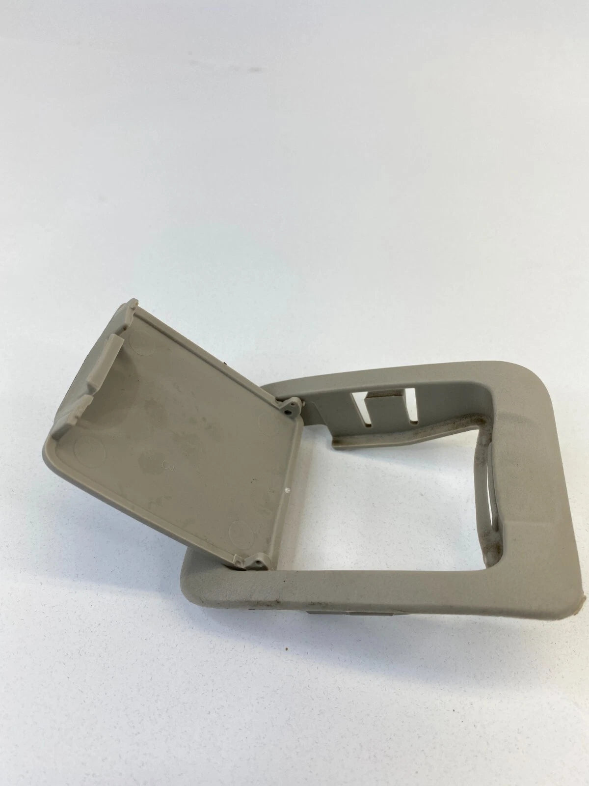 2007-2012 LINCOLN MKZ REAR SEAT CHILD ANCHOR PLATE HOOK COVER TRIM CAP BEZEL OEM