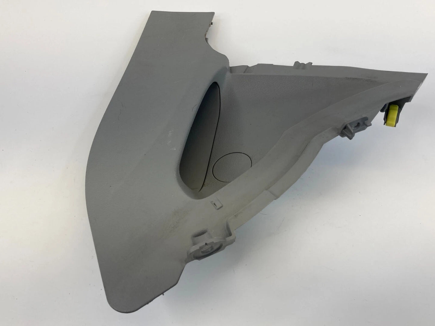 10 11 TOYOTA CAMRY FRONT RIGHT SIDE POCKET CONSOLE TRIM KICK PANEL 58816-06030