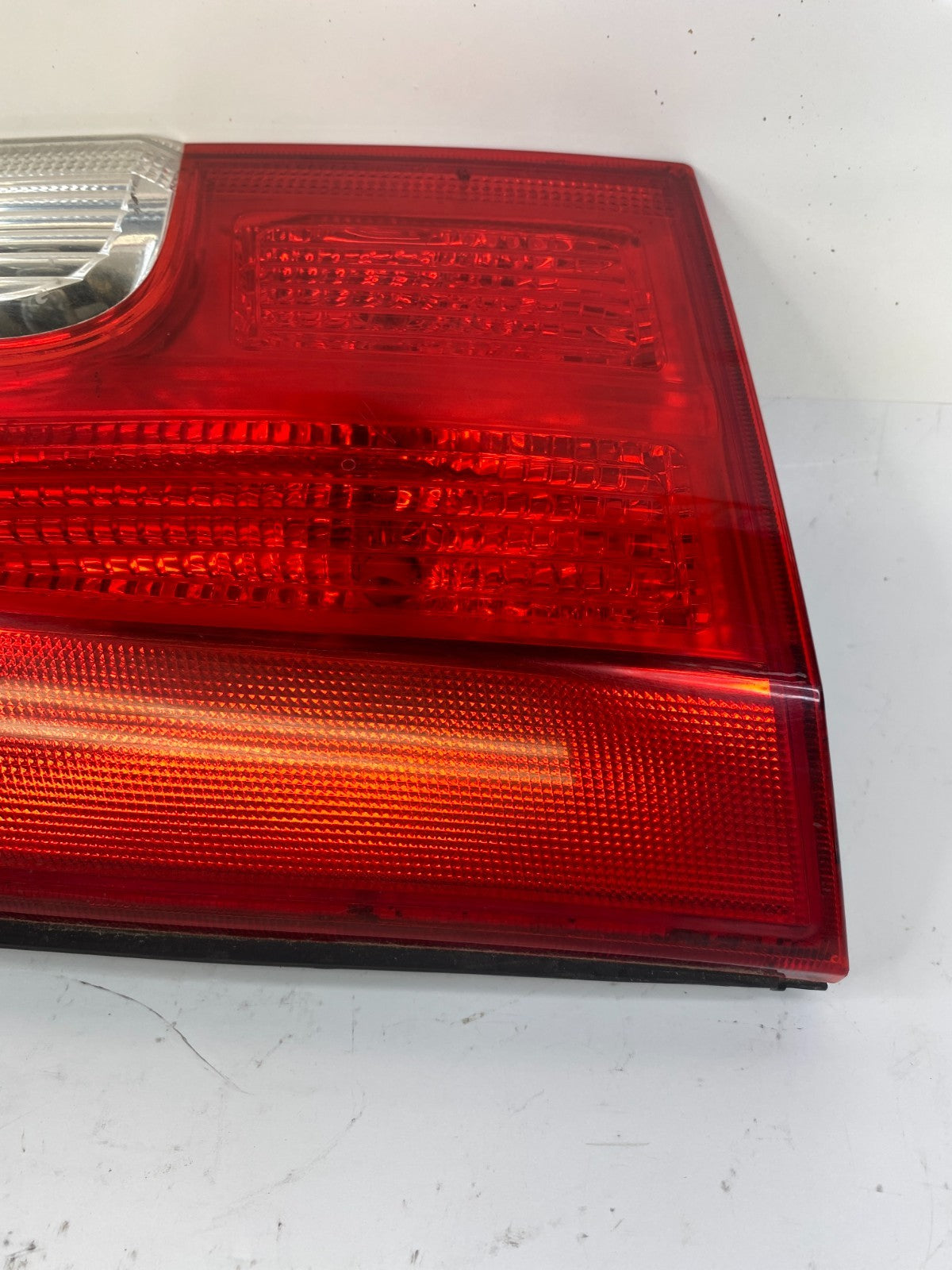 2010-2017 GMC Terrain Left Side Inner Trunk Tail Light Liftgate 20845443 OEM