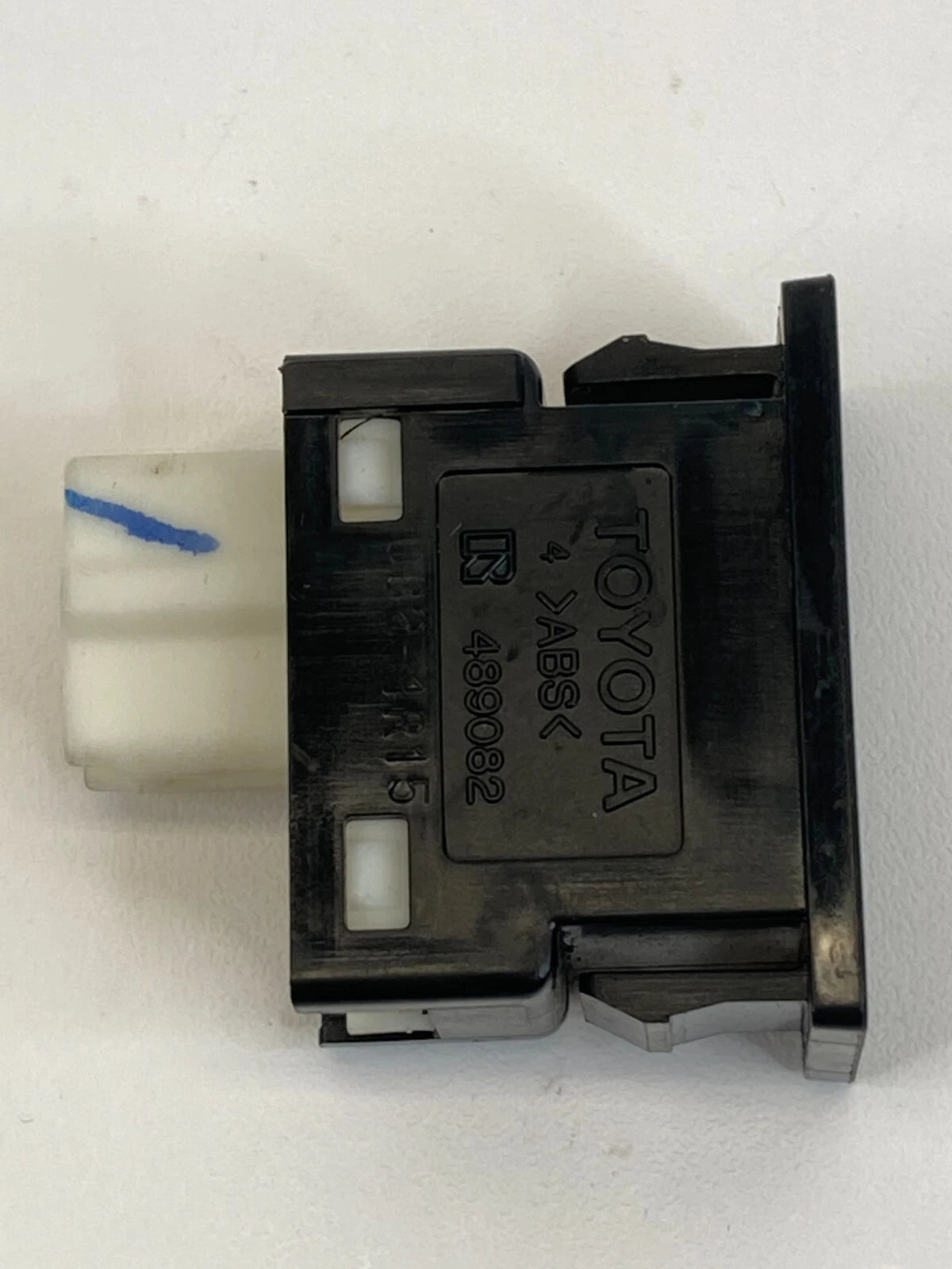 99 00 01 02 03 LEXUS RX300 SECURITY INDICATOR LIGHT ALARM CONTROL SWITCH 489082