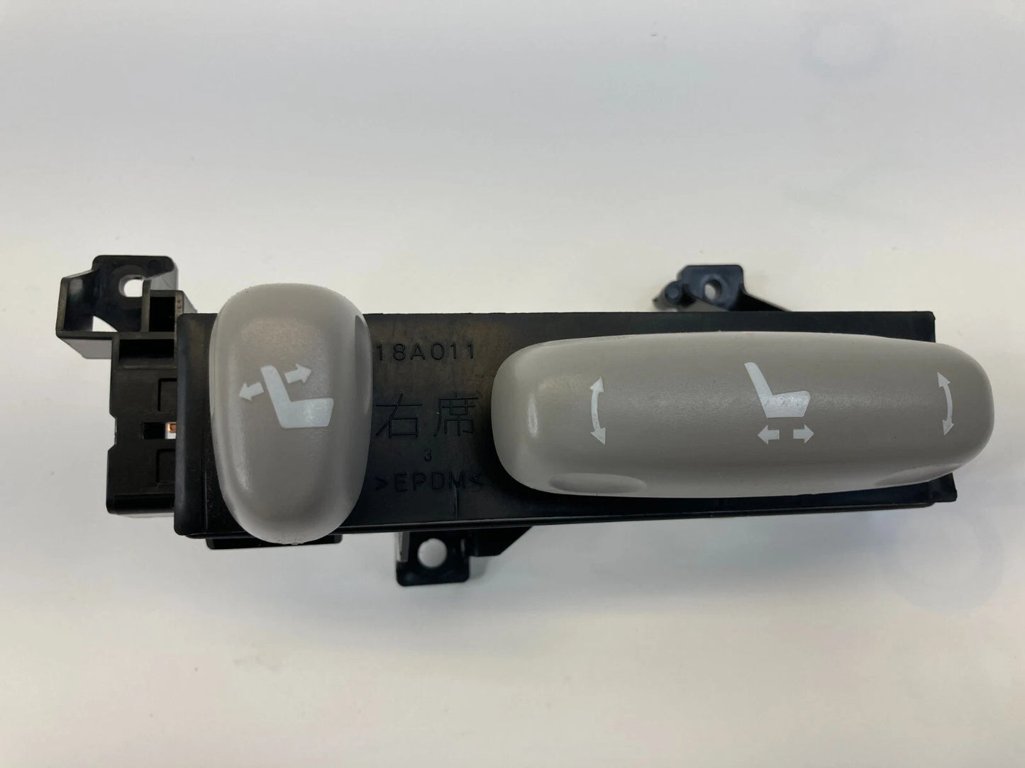 2006 LEXUS RX400H FRONT RIGHT PASSENGER SEAT ADJUSTMENT CONTROL SWITCH 18A188