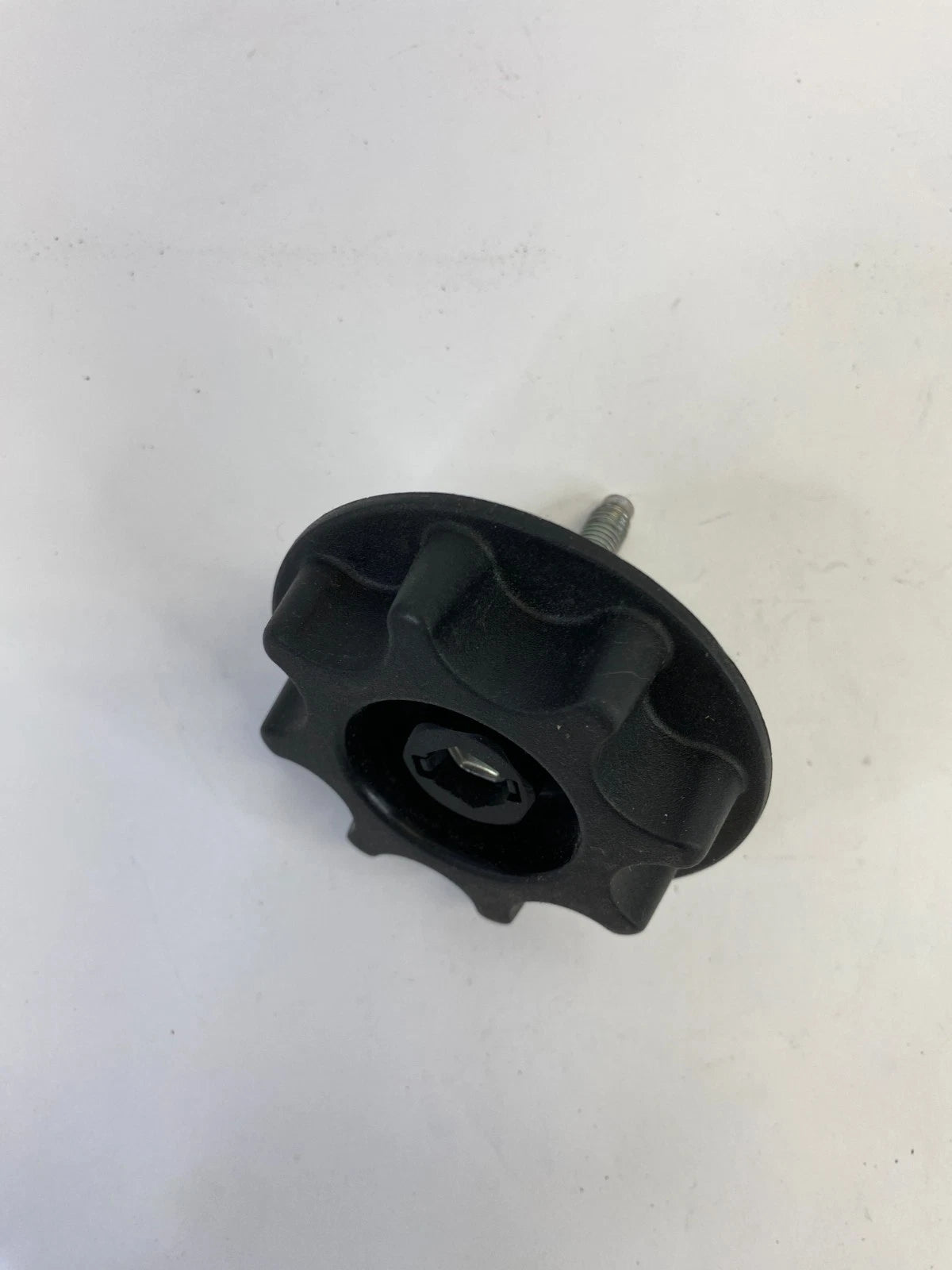 2010-2015 TOYOTA PRIUS SPARE TIRE LOCK DOWN HOLDER RETAINER HARDWARE BOLT OEM