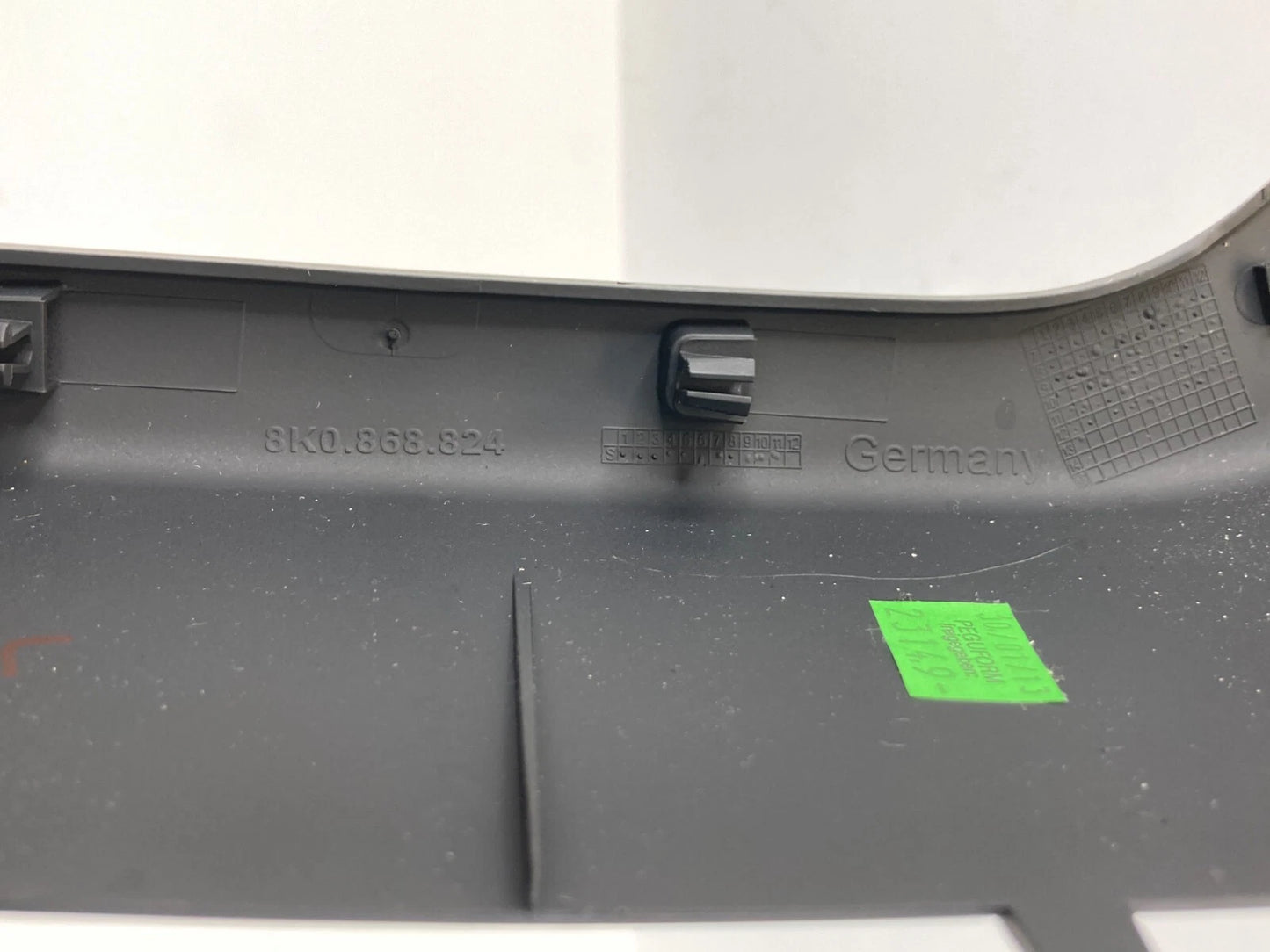2013-2016 AUDI A4 REAR RIGHT SIDE DOOR PULL HANDLE COVER TRIM BEZEL 8K0868824