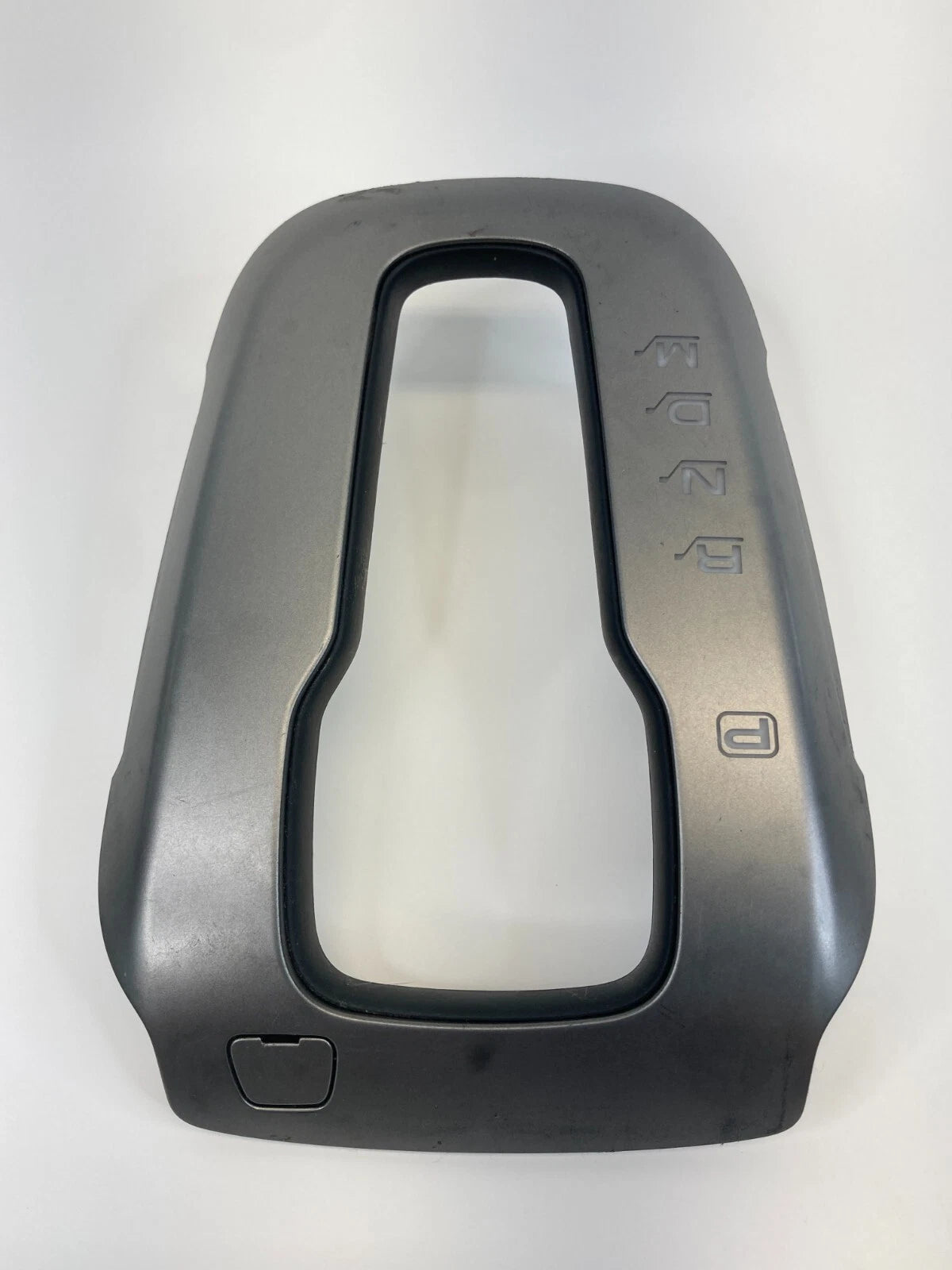 2012-2016 CHEVROLET SONIC AT TRANSMISSION CONTROL INDICATOR TRIM BEZEL OEM