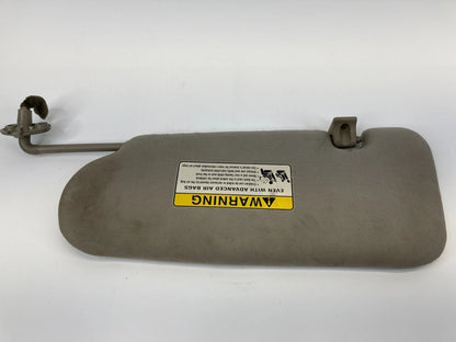 2005-2007 KIA SORENTO FRONT RIGHT PASSENGER SIDE SUNVISOR SUN VISOR SHADE OEM