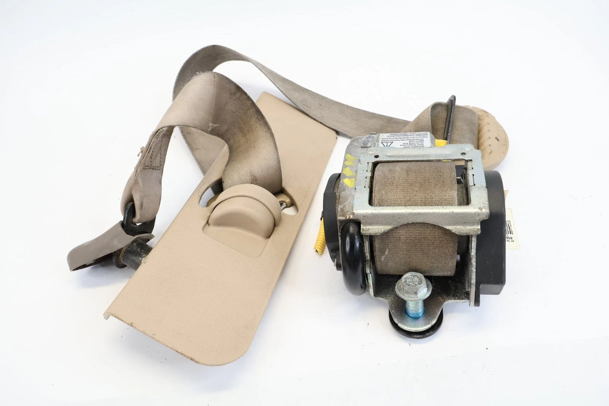 06-11 KIA RIO FRONT LEFT DRIVER SEAT BELT RETRACTOR WITH B-PILLAR TRIM BEIGE OEM