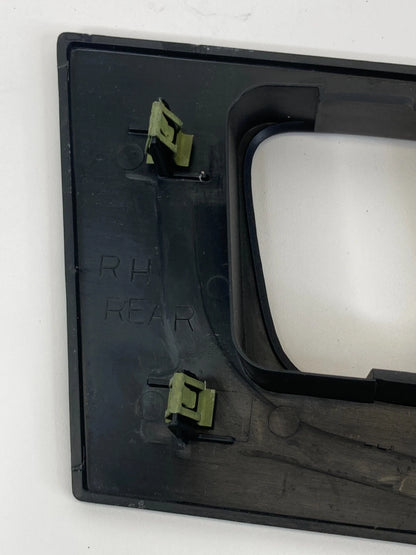 2003-2006 FORD EXPEDITION REAR RIGHT SIDE INTERIOR DOOR HANDLE COVER BEZEL OEM