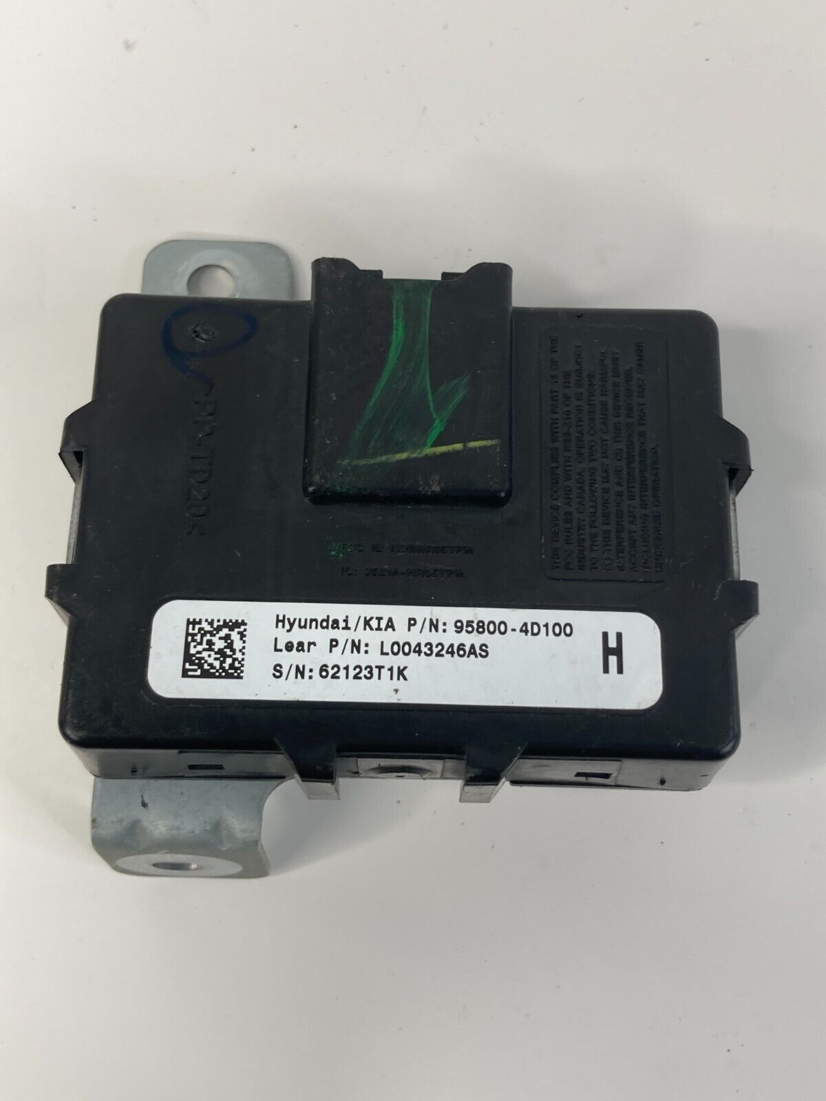 07 08 Hyundai Santa Fe Tire Entourage Pressure Control Module TPMS 95800-4D100