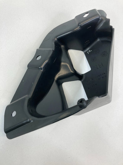07-10 CHRYSLER SEBRING SEDAN REAR RIGHT TAILLIGHT HOUSING COVER 04389920AD OEM