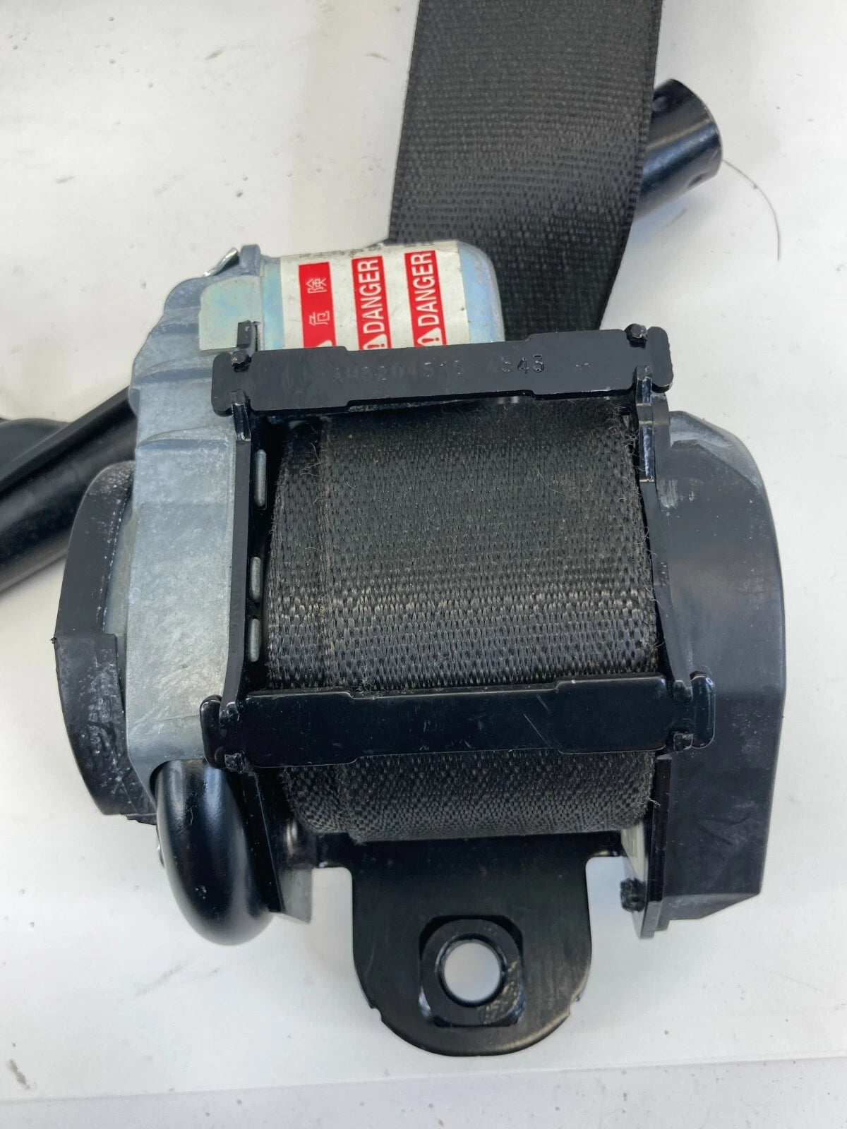 11-16 CHEVROLET CRUZE FRONT LEFT DRIVER SEAT BELT RETRACTOR W/ COVER 15903263