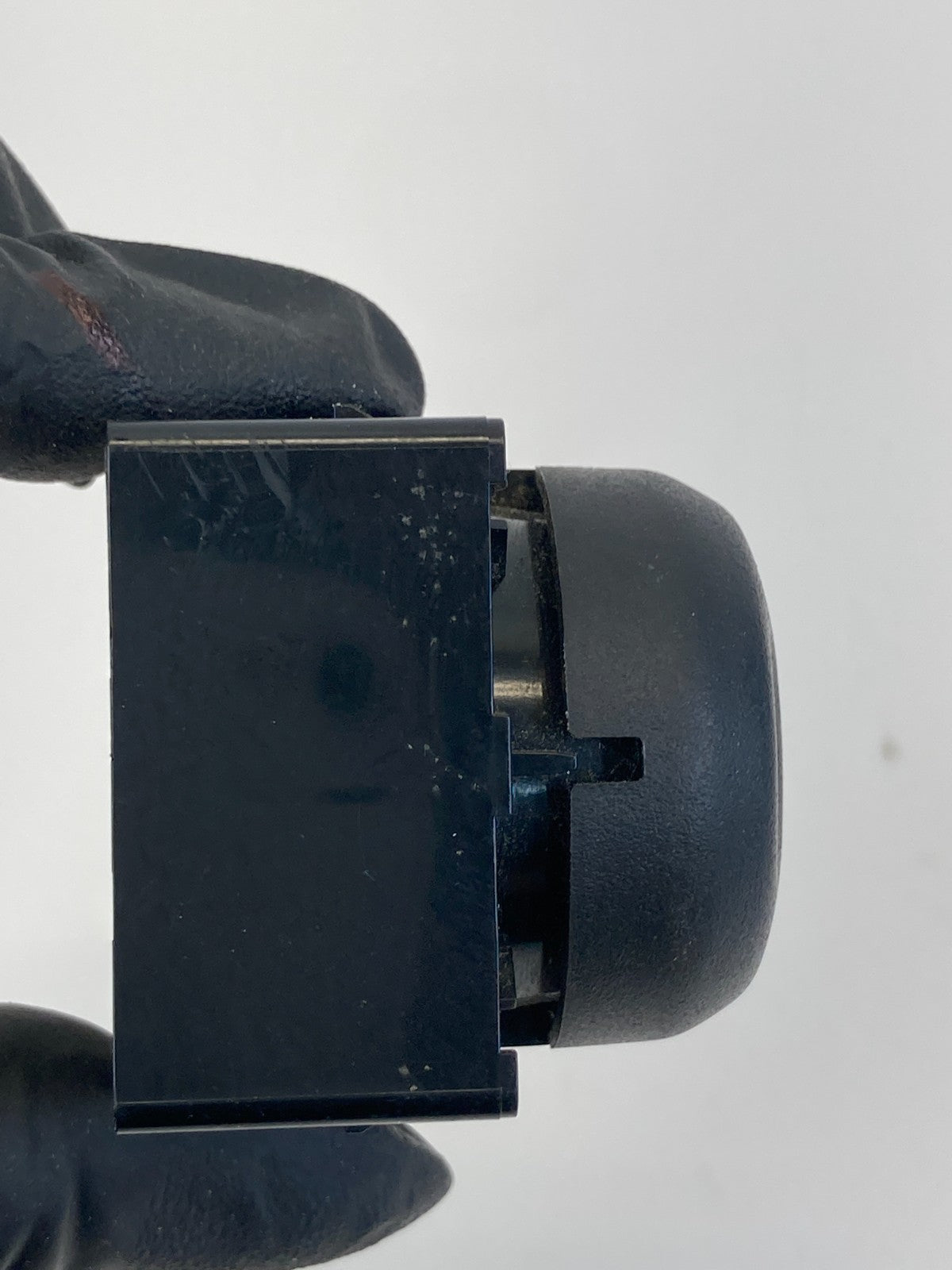 2007-2009 GMC Yukon Front Right Seat Power Lumbar Control Switch 15785408 OEM