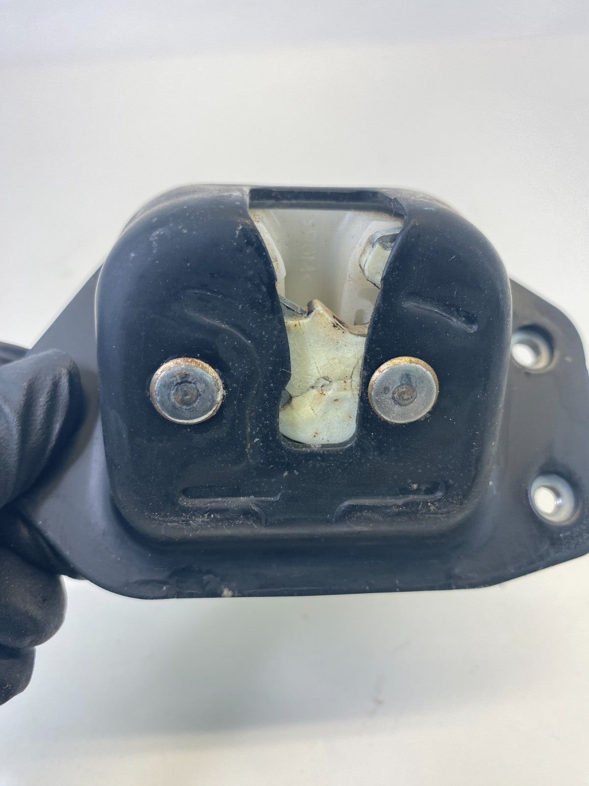 2009 2010 2011 2012 2013 2014 Nissan Murano Rear Trunk Lock Latch Actuator OEM