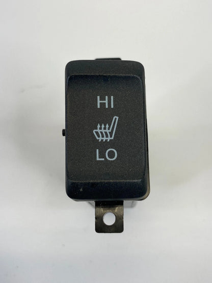 03-07 HONDA ACCORD SEDAN CENTER CONSOLE HEATED SEAT BUTTON SWITCH M22831 OEM