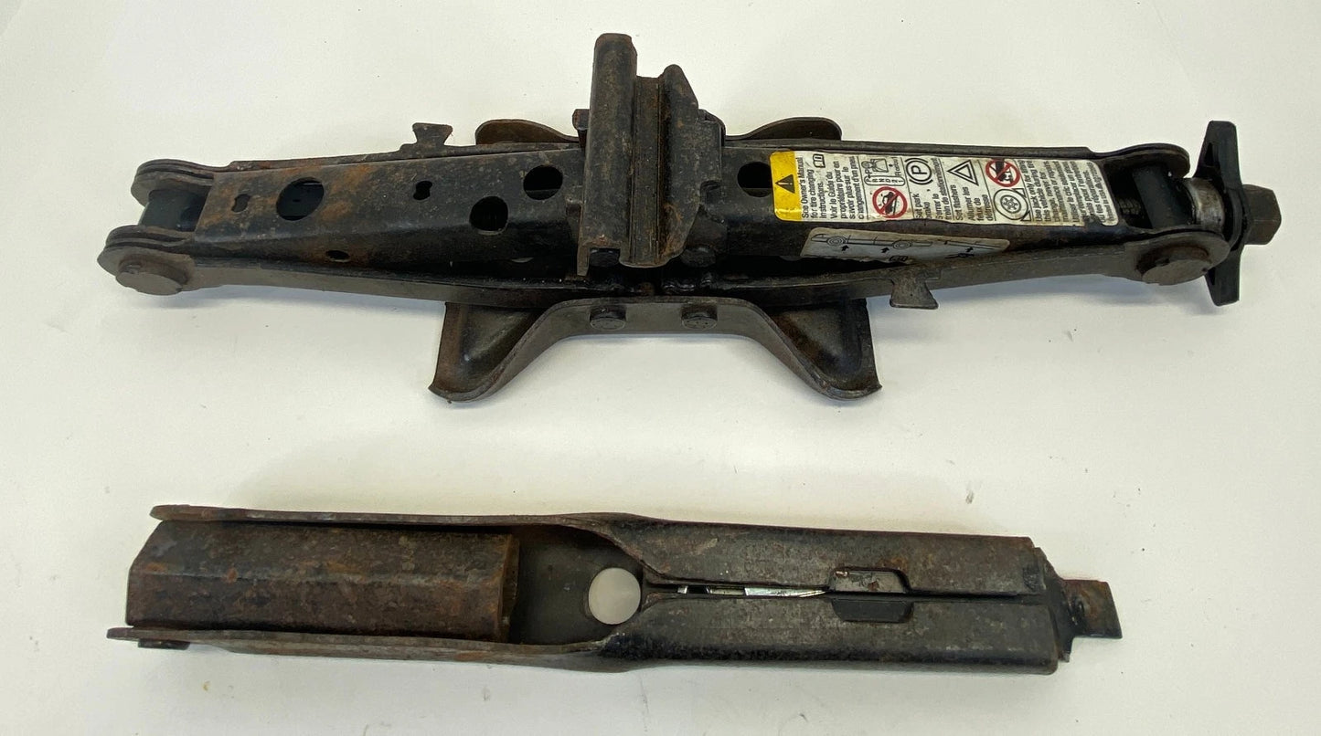 06-11 CHEVROLET HHR RR SPARE TIRE SCISSOR JACK OEM FACTORY 22722565