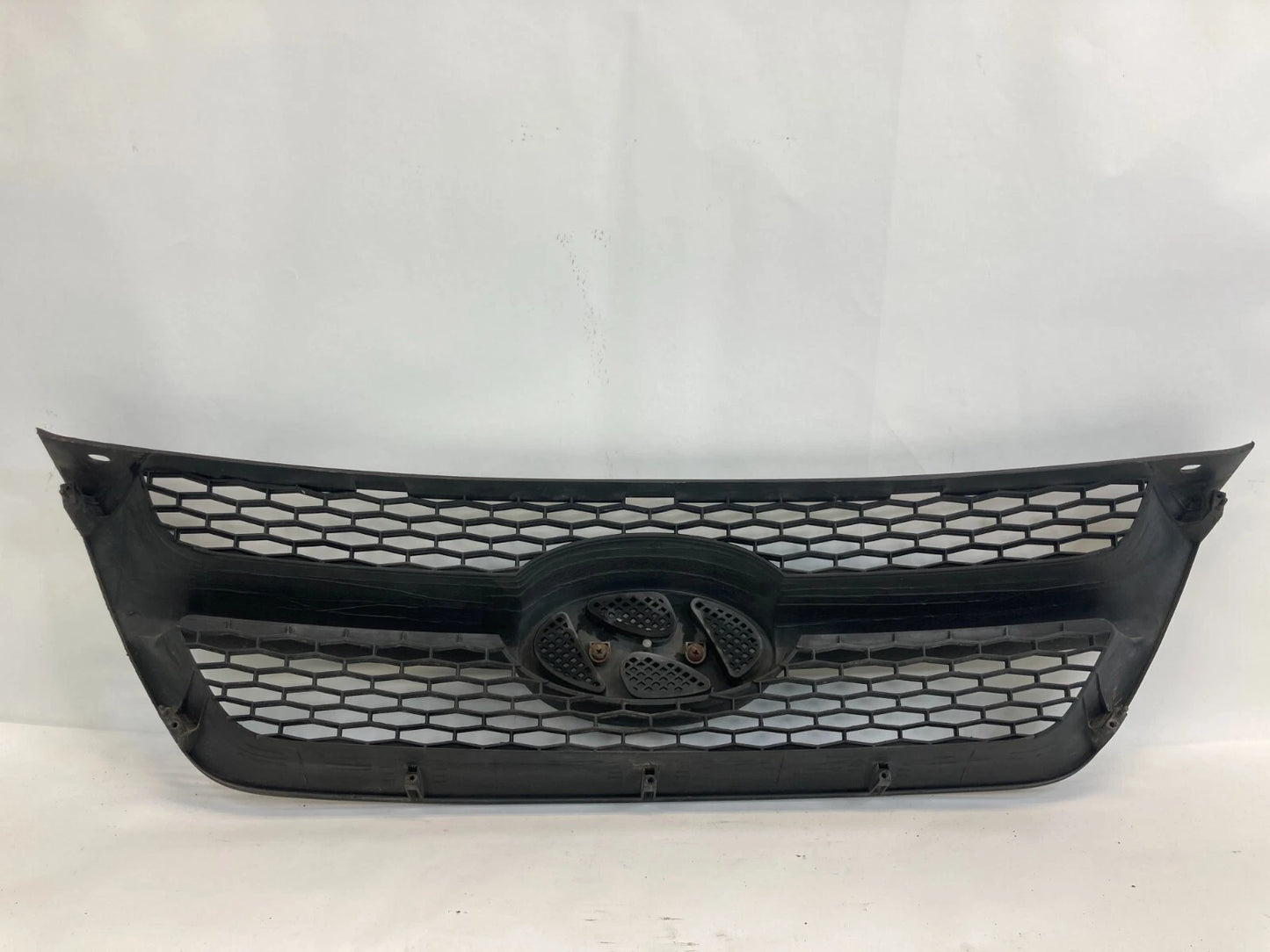2006-2008 HYUNDAI SONATA SEDAN FRONT GRILLE GRILL MOLDING W /EMBLEM ASSEMBLY OEM