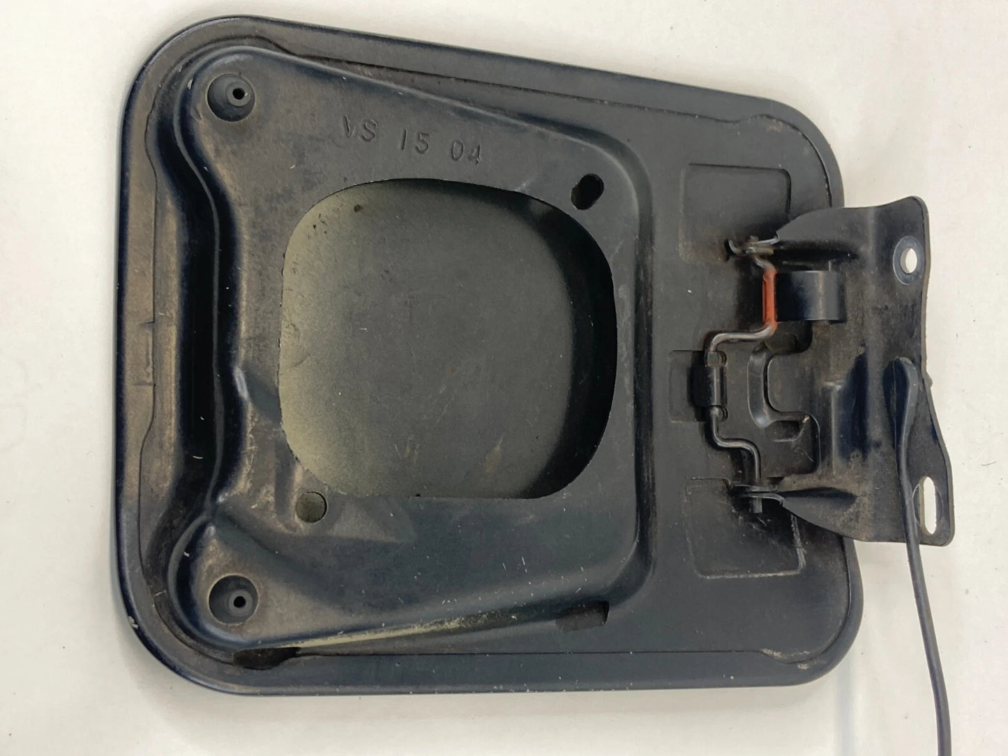 2005 2006 2007 2008 DODGE MAGNUM FUEL FILLER DOOR GAS TANK COVER LID COVER OEM