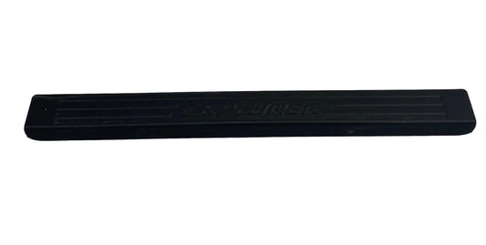 2001-2005 FORD EXPLORER SPORT TRAC FRONT LEFT DOOR SILL STEP SCUFF PLATE TRIM