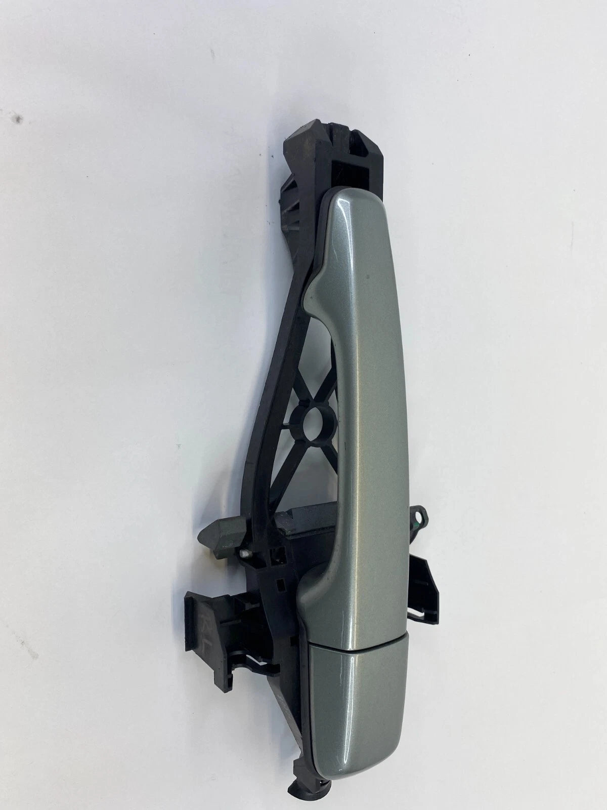 2008-2016 VOLVO XC70 REAR LEFT SIDE EXTERIOR DOOR HANDLE ASSY 30784202 OEM
