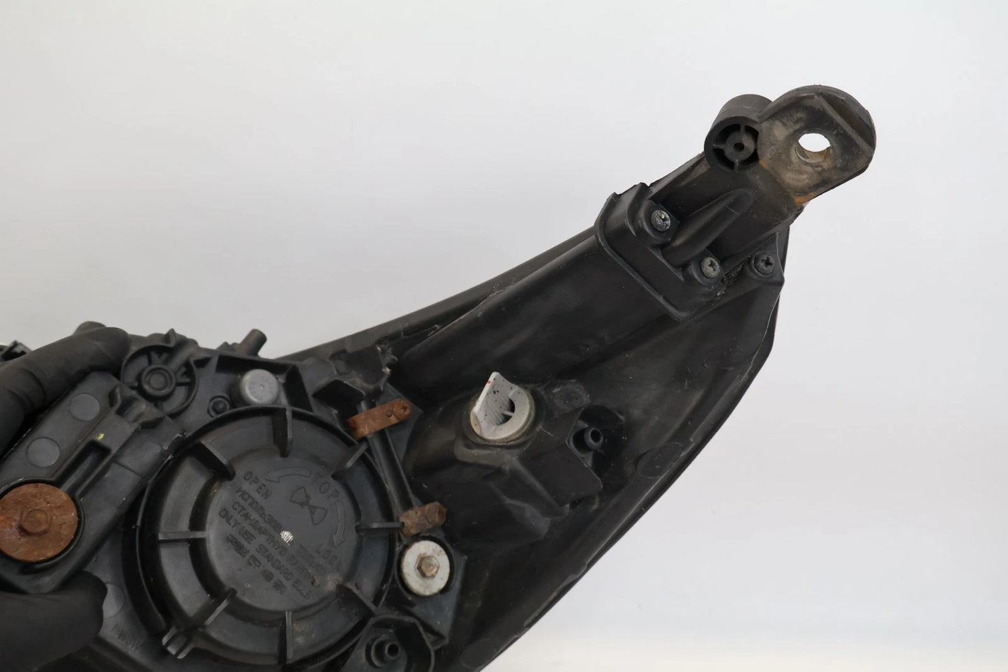 2012-2014 HYUNDAI ACCENT FRONT RIGHT HEADLIGHT HEADLAMP HALOGEN OEM FACTORY