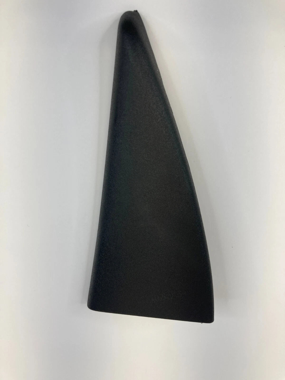 08-11 FORD FOCUS SEDAN REAR RIGHT DOOR INTERIOR CORNER COVER TRIM 8S4354254K05