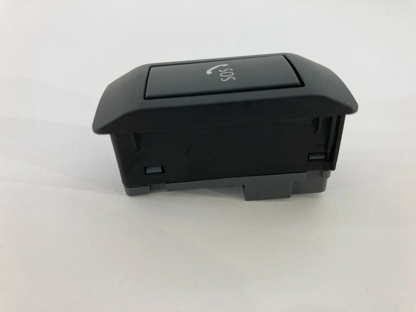 04 05 BMW 545I 04-07 BMW 530I 525I EMERGENCY CALL PUSH BUTTON SWITCH 691847803