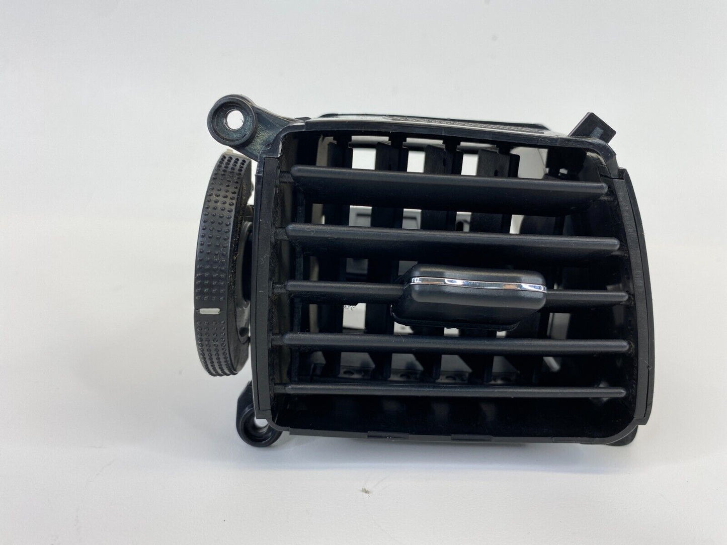 2000-2006 Hyundai Elantra Front Left Driver Side Dash Outer Air Vent Grille OEM