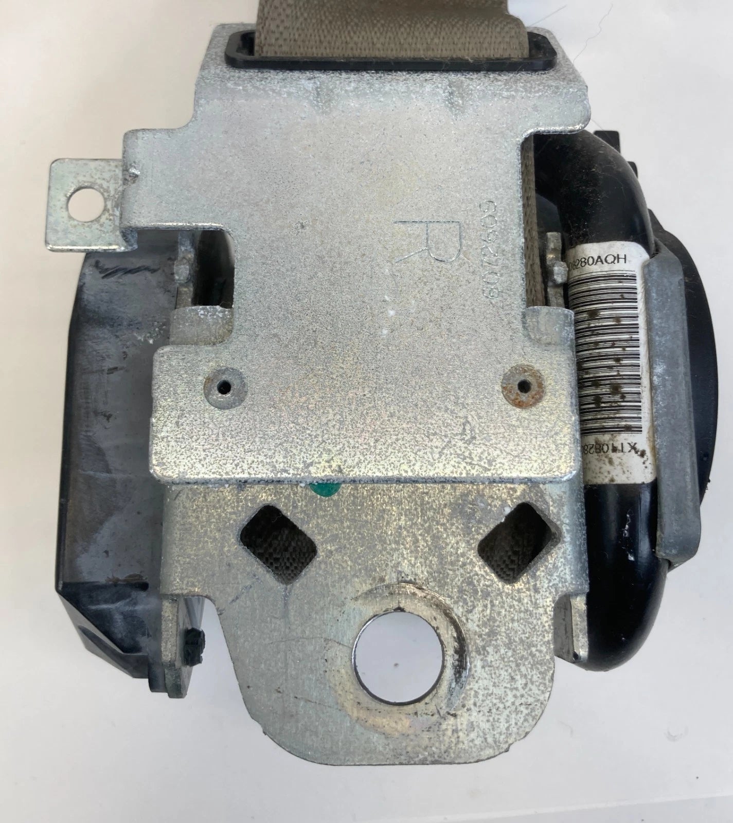 2008-2012 FORD ESCAPE FRONT RIGHT PASSENGER SEAT BELT RETRACTOR 9L84-78612D64-A