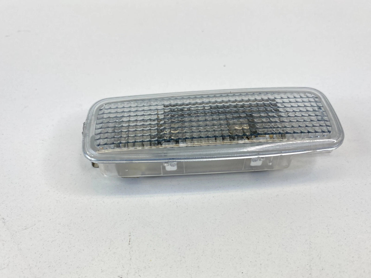 05-16 AUDI A4 A4 QUATTRO FRONT SUNVISOR LIGHT VISOR VANITY LAMP 4E0947105 OEM