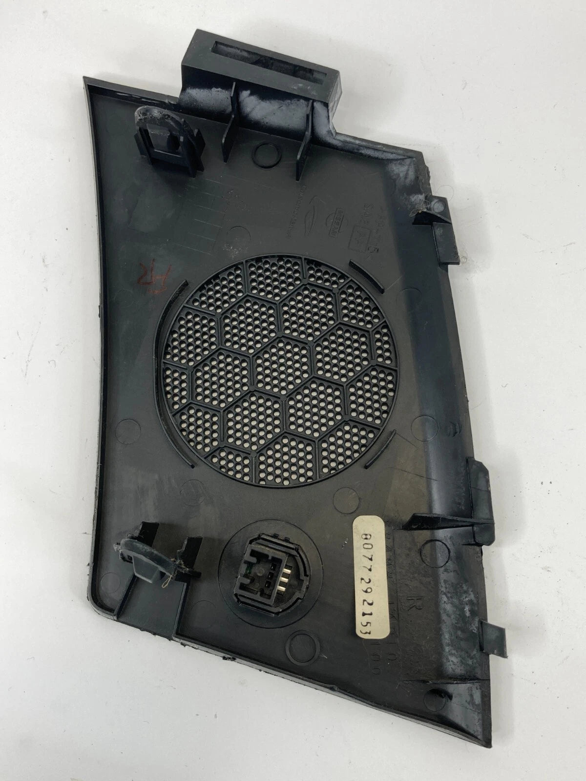 07-13 ALTIMA 09-14 MAXIMA DASH RIGHT SPEAKER GRILLE COVER TRIM 68498-JA010 OEM
