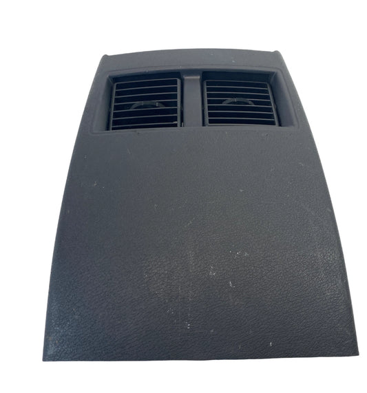 2006 2007 CHRYSLER 300 REAR CENTER CONSOLE CAP END A /C HEAT AIR VENT GRILLE OEM