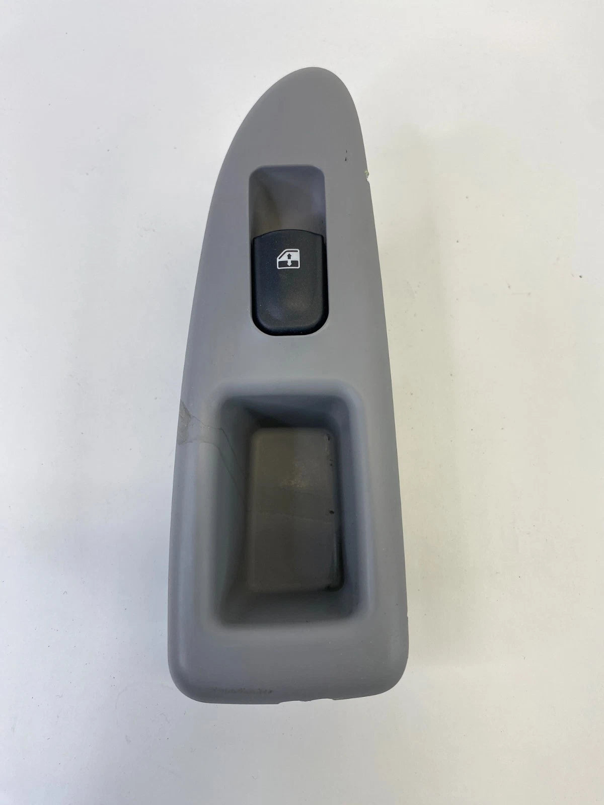 06-08 KIA OPTIMA REAR LEFT BACK DOOR WINDOW CONTROL SWITCH W/ BEZEL 93580-2G000