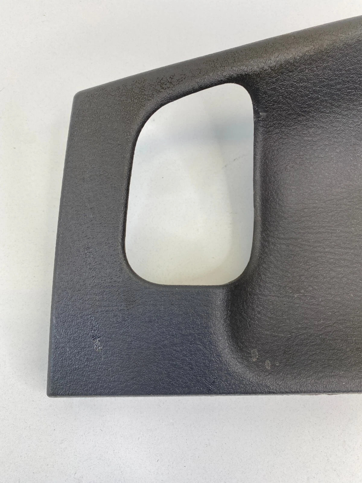 2002-2005 FORD EXPLORER FRONT LEFT INNER DOOR HANDLE COVER BEZEL TRIM PANEL OEM