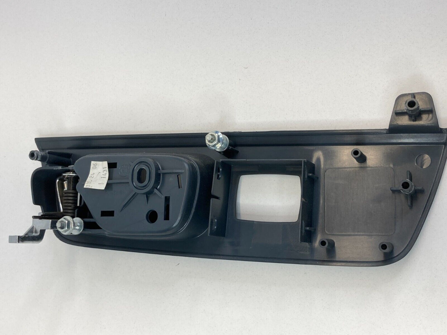 2006-2011 Cadillac DTS Sean 4-DR Rear Right Inner Door Handle & Bezel PC-ABS-002