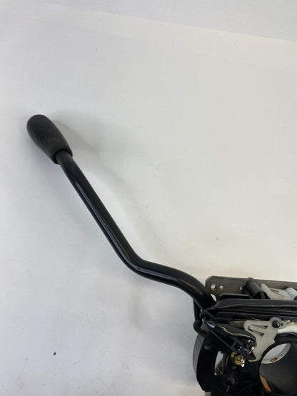 2002-2006 Mazda MPV 3.0L A/T Steering Column Gear Shif Shifter Lever Handle