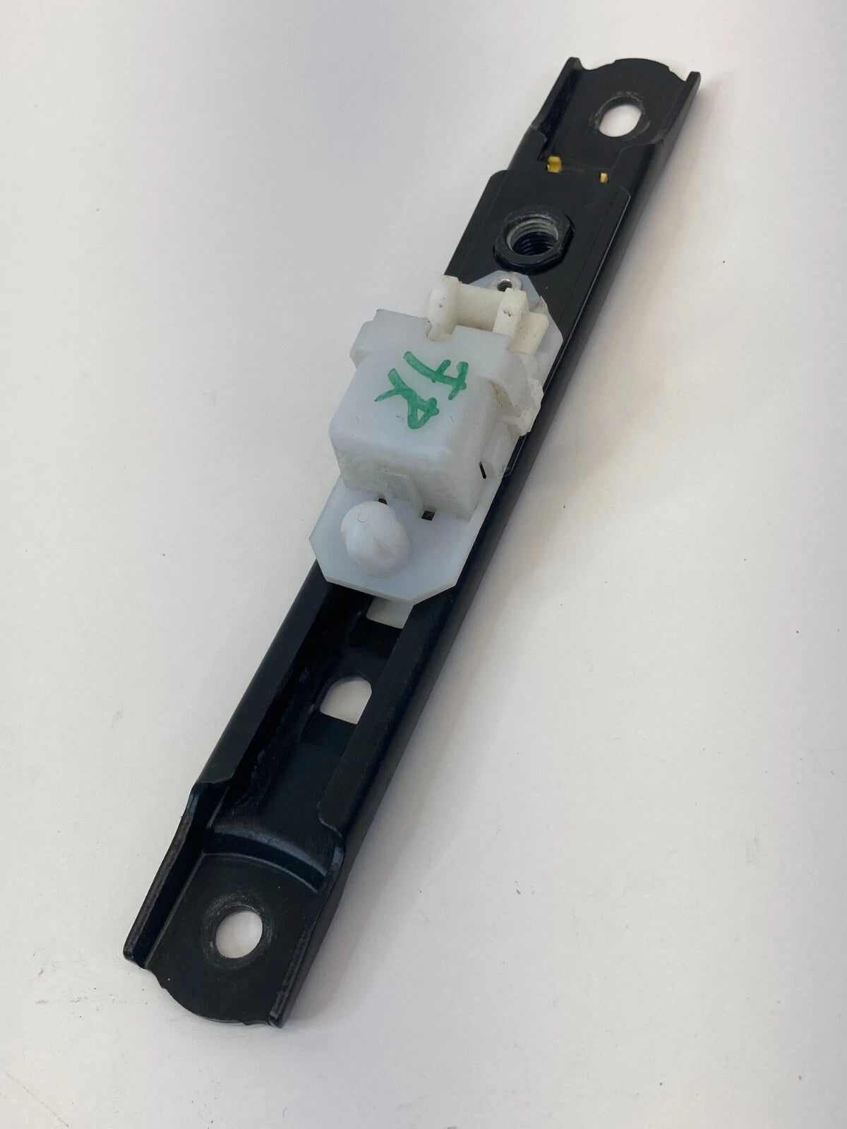 2007-2009 ACURA RDX FRONT RIGHT PASSENGER SEAT BELT ADJUST HEIGHT ADJUSTER OEM
