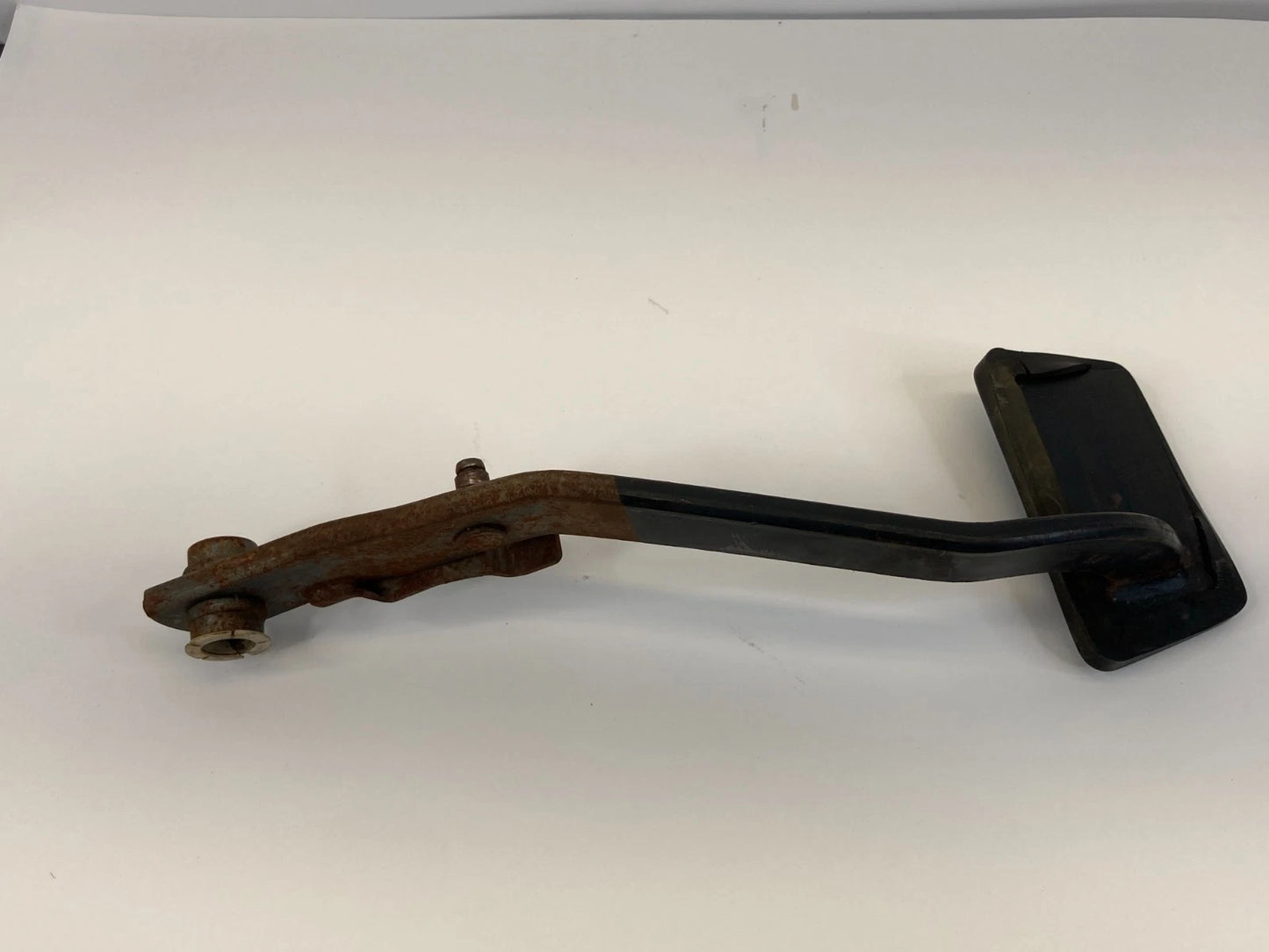 1998-2002 CHEVROLET CAMARO 3.8L AUTOMATIC BRAKE PEDAL ARM UNIT PAD ASSEMBLY OEM