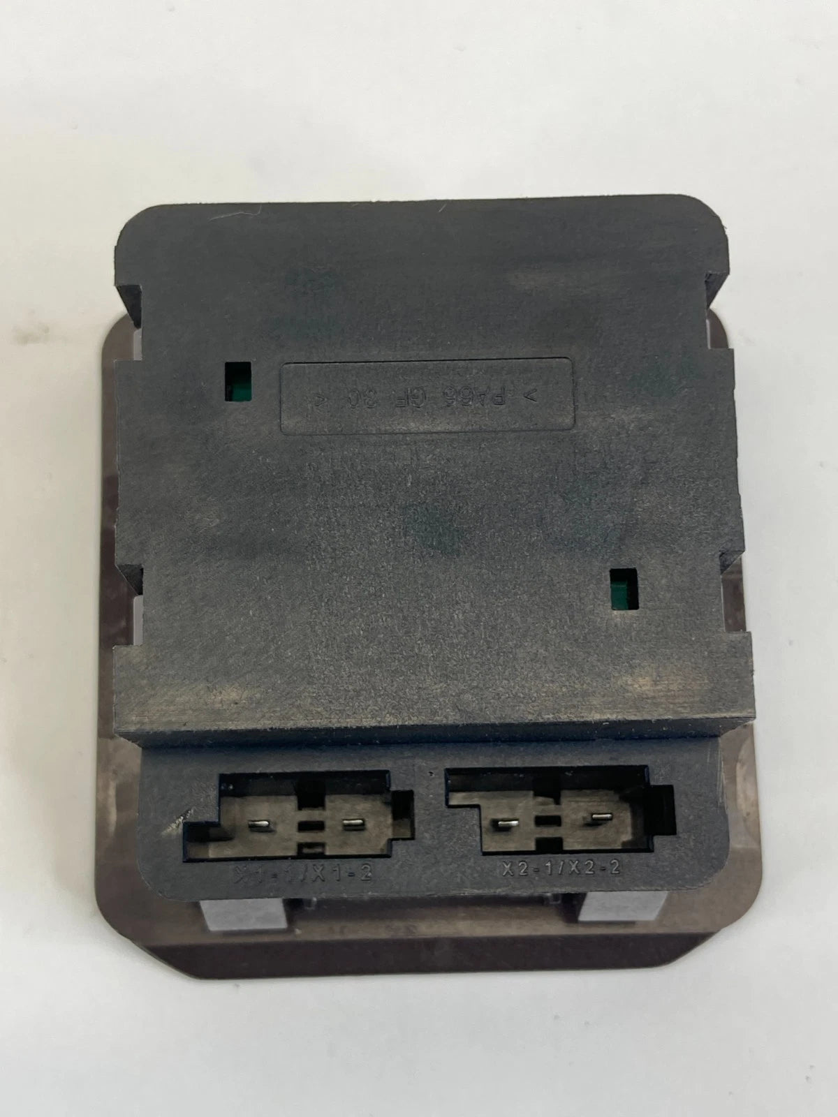 2011-2016 BUICK REGAL CENTER CONSOLE 120 VOLT POWER OUTLET RECEPTACLE 1333285