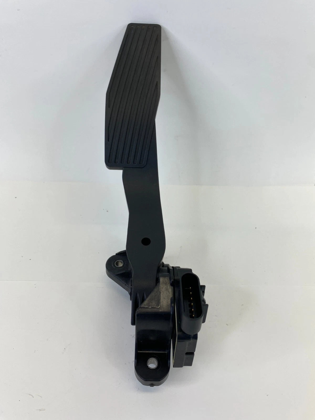 2004-2012 CHEVROLET MALIBU 2.4L L4 A/T ACCELERATOR GAS PEDAL POSITION SENSOR