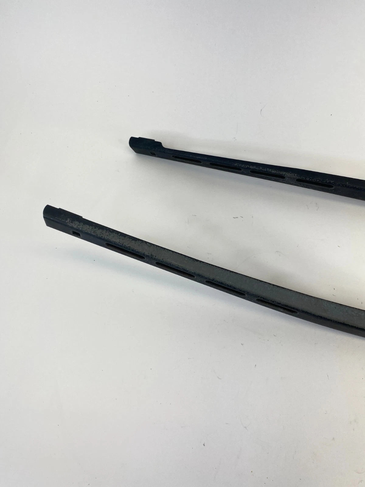 2010-2017 CHEVROLET EQUINOX FRONT RIGHT & LEFT WINDSHIELD WIPER ARM SET