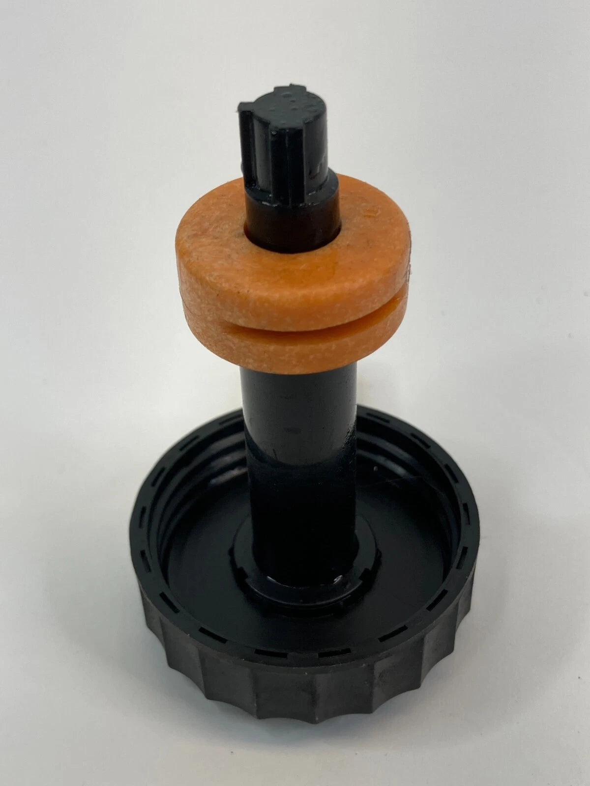 2001-2006 BMW 330I BRAKE FLUID MASTER CYLINDER RESERVOIR CAP COVER OEM