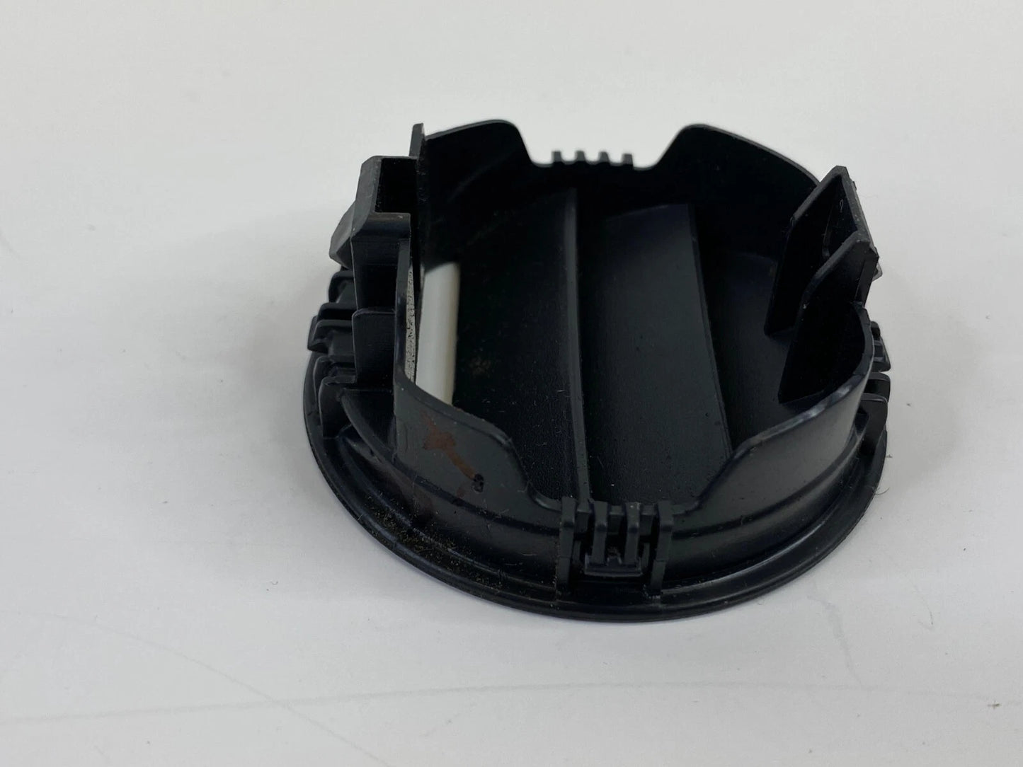 05-10 SCION TC DASH RIGHT UPPER SIDE AC AIR VENT DEFROSTER GRILLE 5596121010 OEM