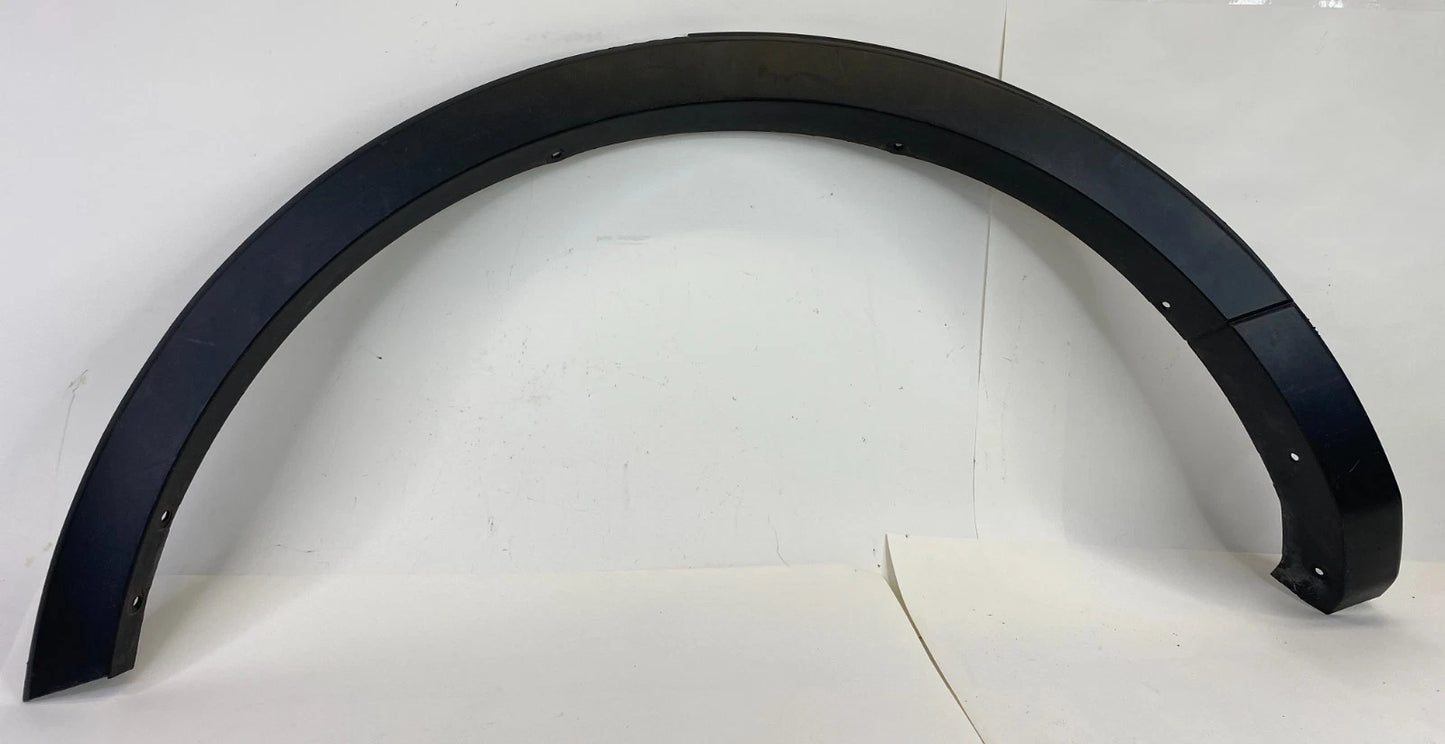2013-2019 FORD INTERCEPTOR SUV REAR RIGHT SIDE QUARTER WHEEL OPENING MOLDING