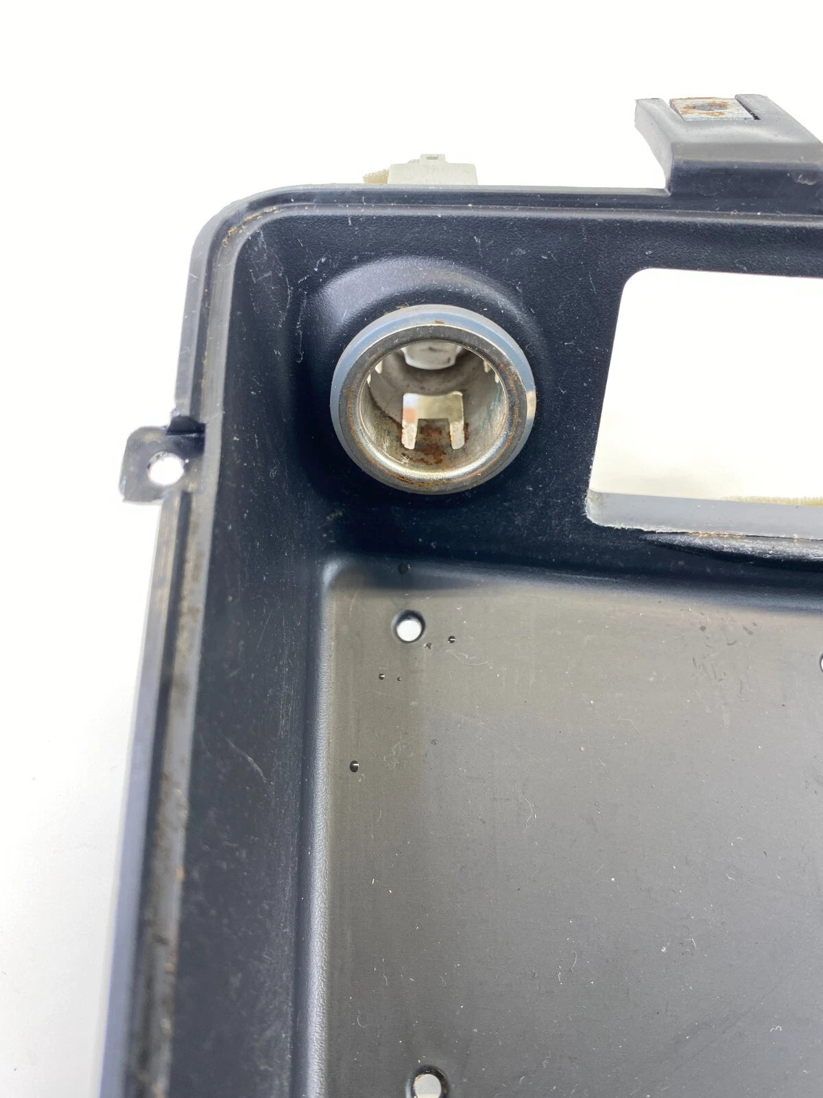 2007-2009 HYUNDAI SANTA FE CENTER CONSOLE POWER OUTLET ASHTRAY 84691-2B002 OEM