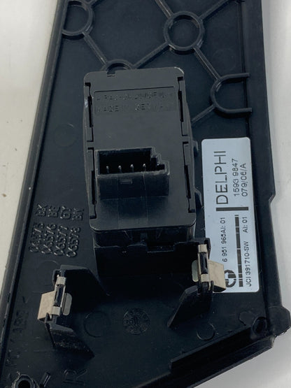 2006 2007 BMW 530xi Rear Right Door Power Window Switch w Bezel 6951965A OEM